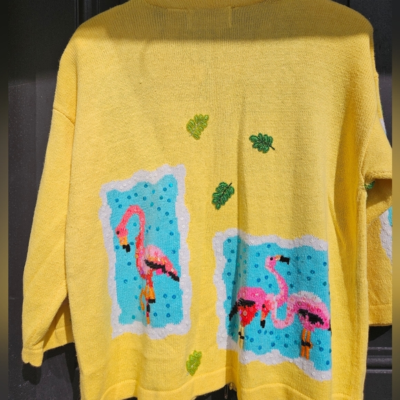 Vintage novelty cardigan with sparkle ✨️ - Picture 5 of 7
